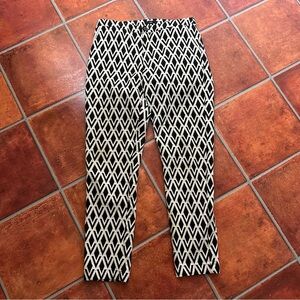 Ruti Black and White Geometric Pattern Pants